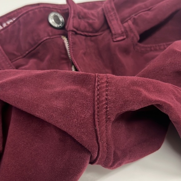 American Eagle Outfitters AEO Sateen Burgundy Jegging Size 10 Short - Picture 13 of 14